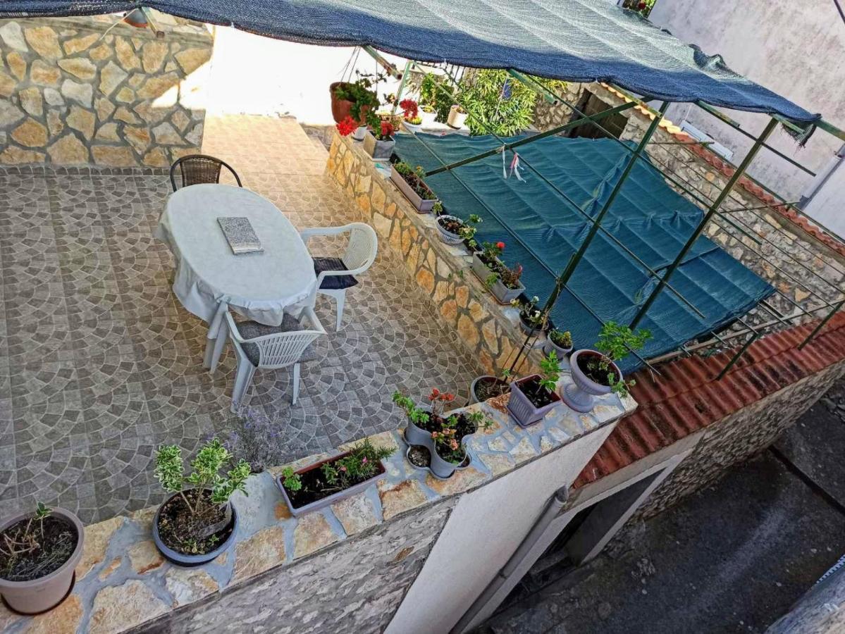 Apartment Baratula 穆泰尔岛 外观 照片